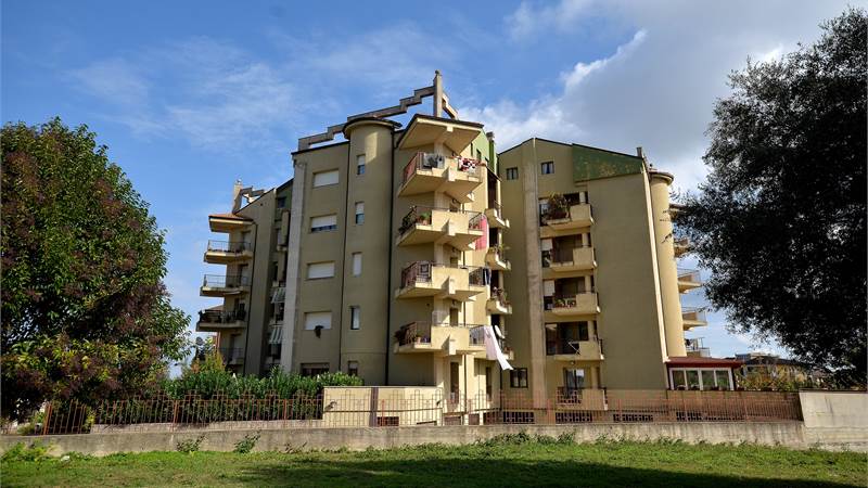 Appartamento piano terra, Garage e mansarda - Moderata Durant